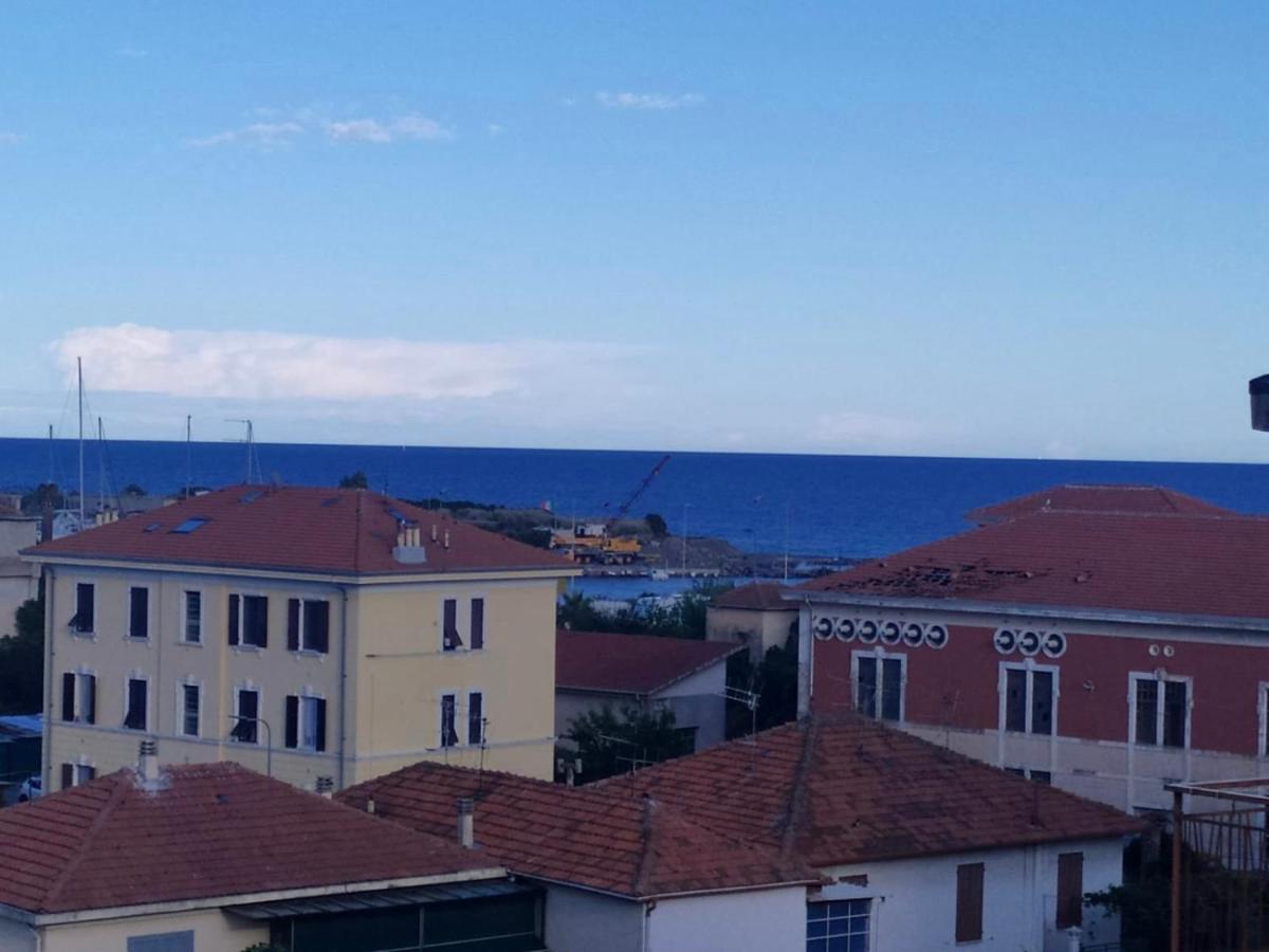 Hotel Solidago Arma di Taggia Buitenkant foto