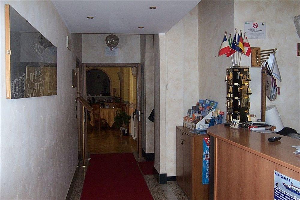 Hotel Solidago Arma di Taggia Buitenkant foto
