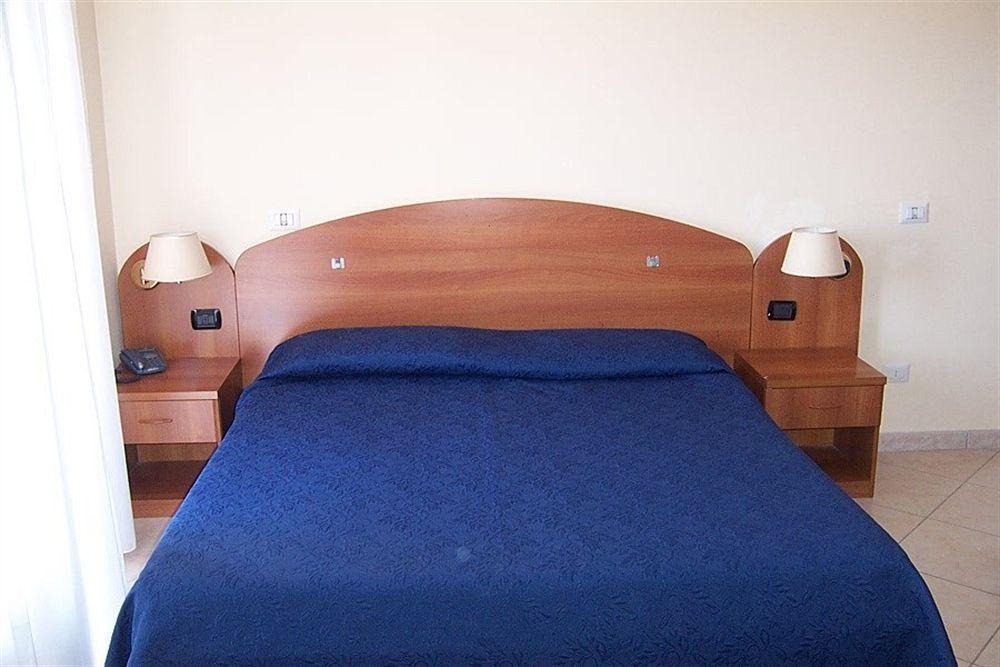 Hotel Solidago Arma di Taggia Buitenkant foto