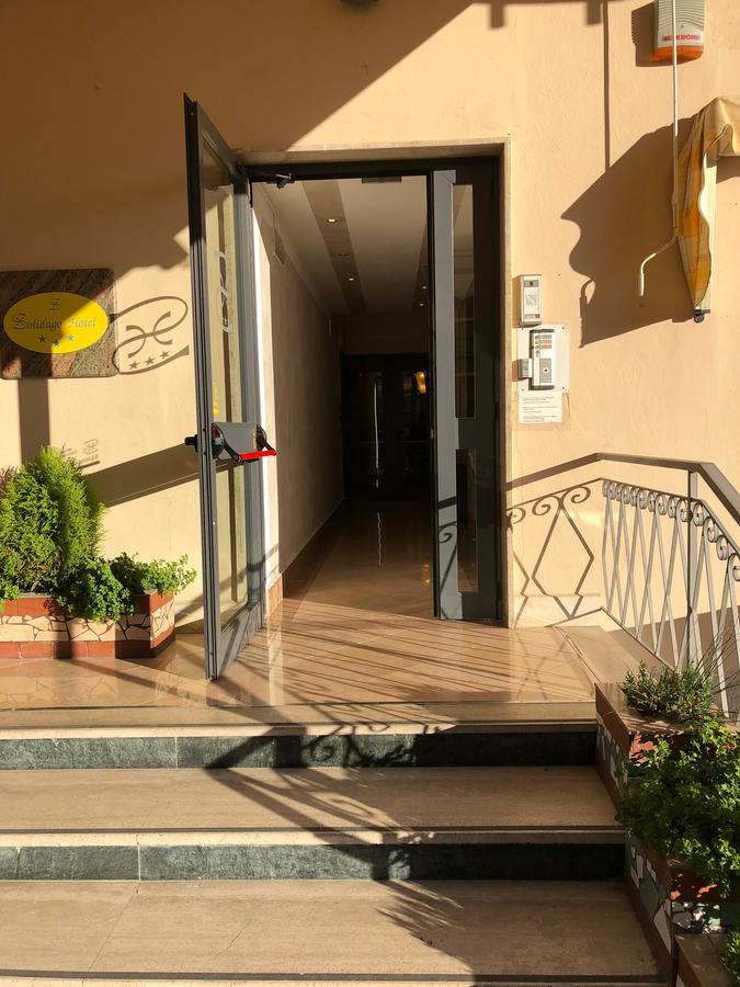 Hotel Solidago Arma di Taggia Buitenkant foto